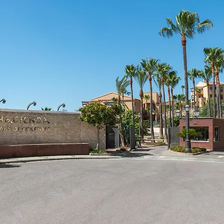 2-bedroom Penthouse With Panoramic Scenery Apartment *