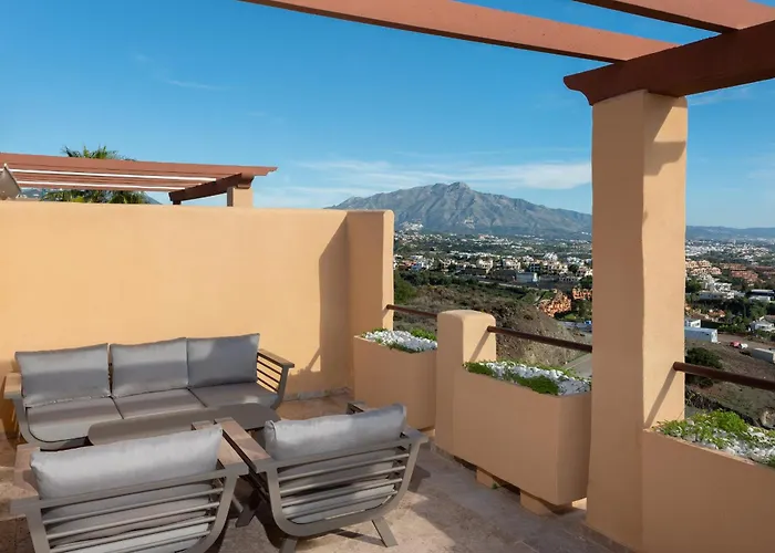 2-bedroom Penthouse With Panoramic Scenery * Estepona
