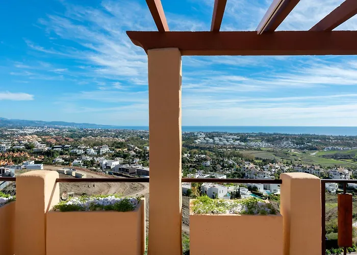 2-bedroom Penthouse With Panoramic Scenery