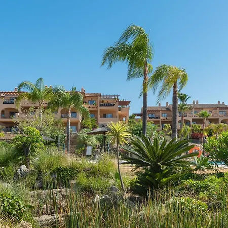 2br Penthouse With Panoramic Views * Estepona