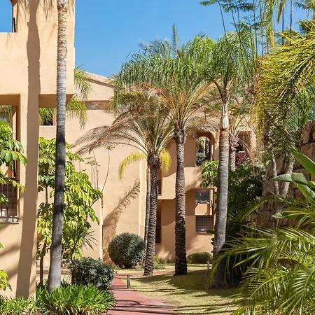 2-bedroom Penthouse With Panoramic Scenery Estepona