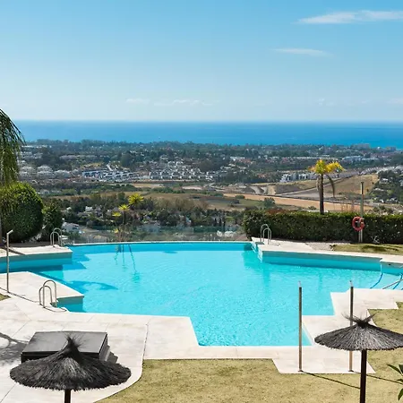 2-bedroom Penthouse With Panoramic Scenery