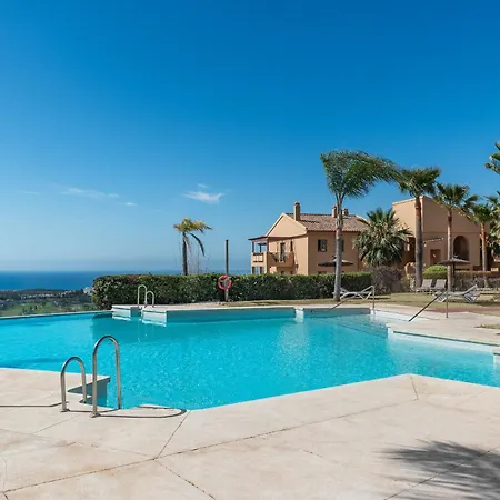 2-bedroom Penthouse With Panoramic Scenery * Estepona