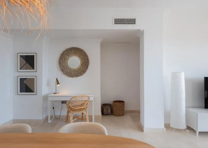 Appartement 2-bedroom Penthouse With Panoramic Scenery Estepona