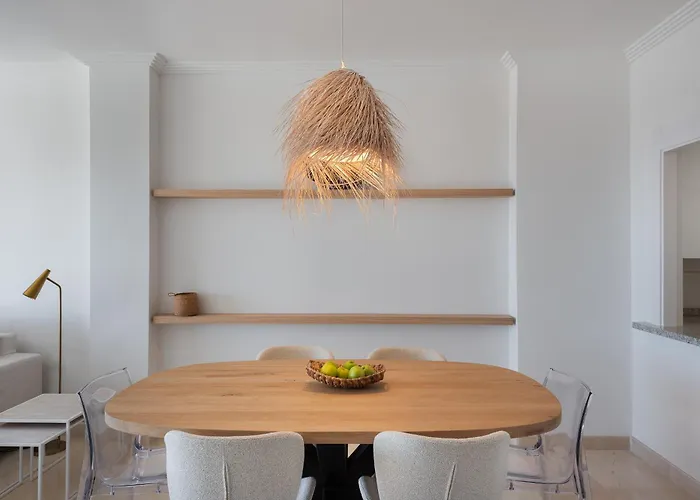 2-bedroom Penthouse With Panoramic Scenery Εστεπόνα